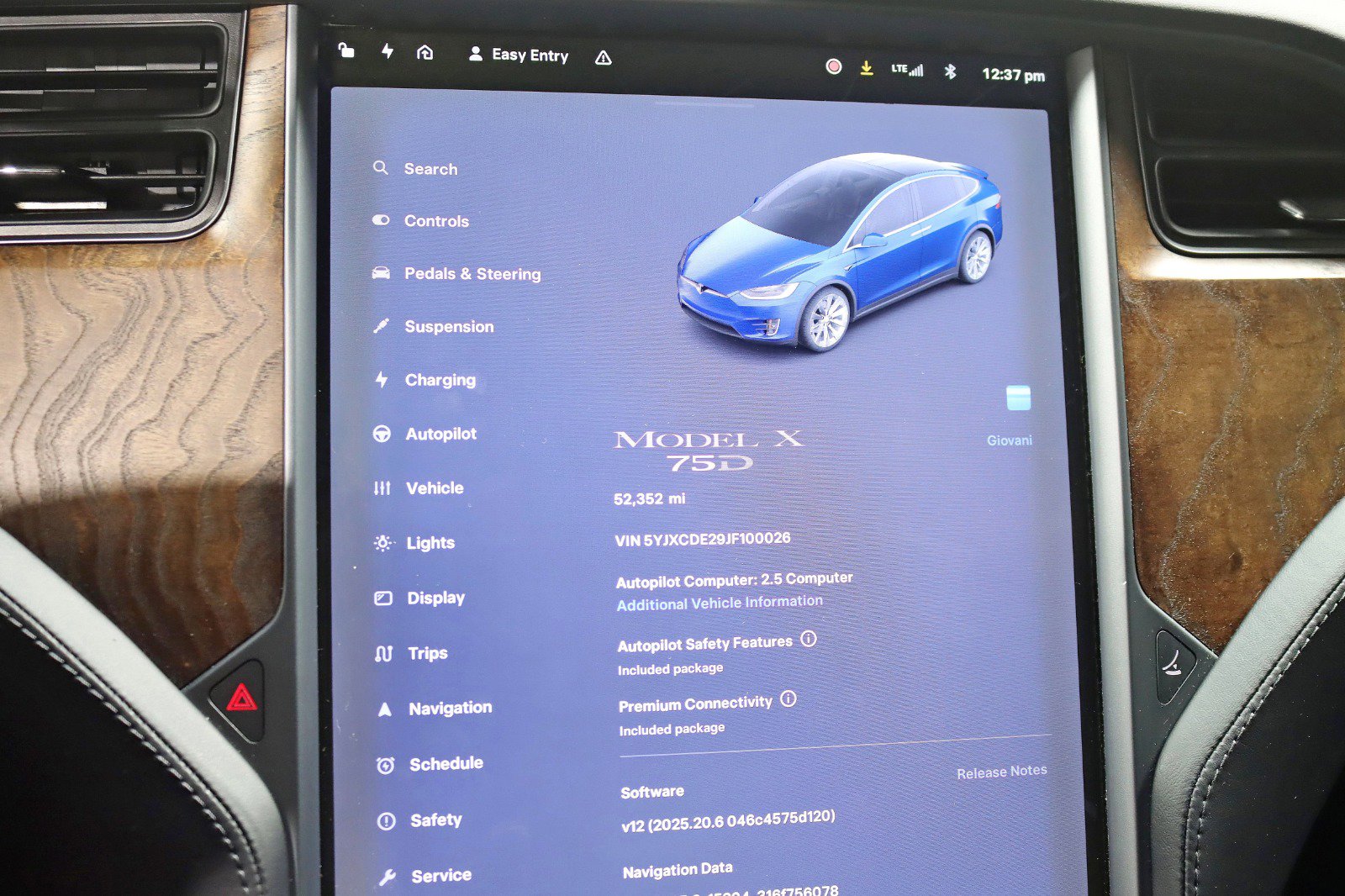 Used 2018 Tesla Model X 75D image 23