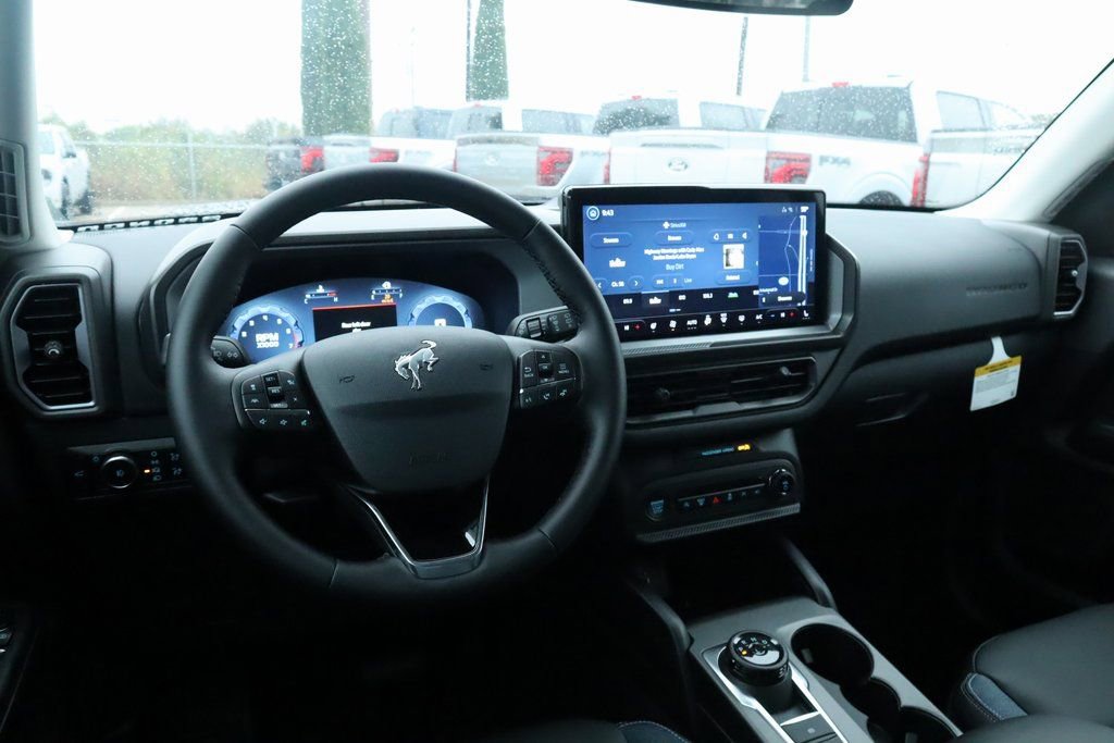 New 2025 Ford Bronco Sport Outer Banks w/ Outer Banks Tech Package+ image 2