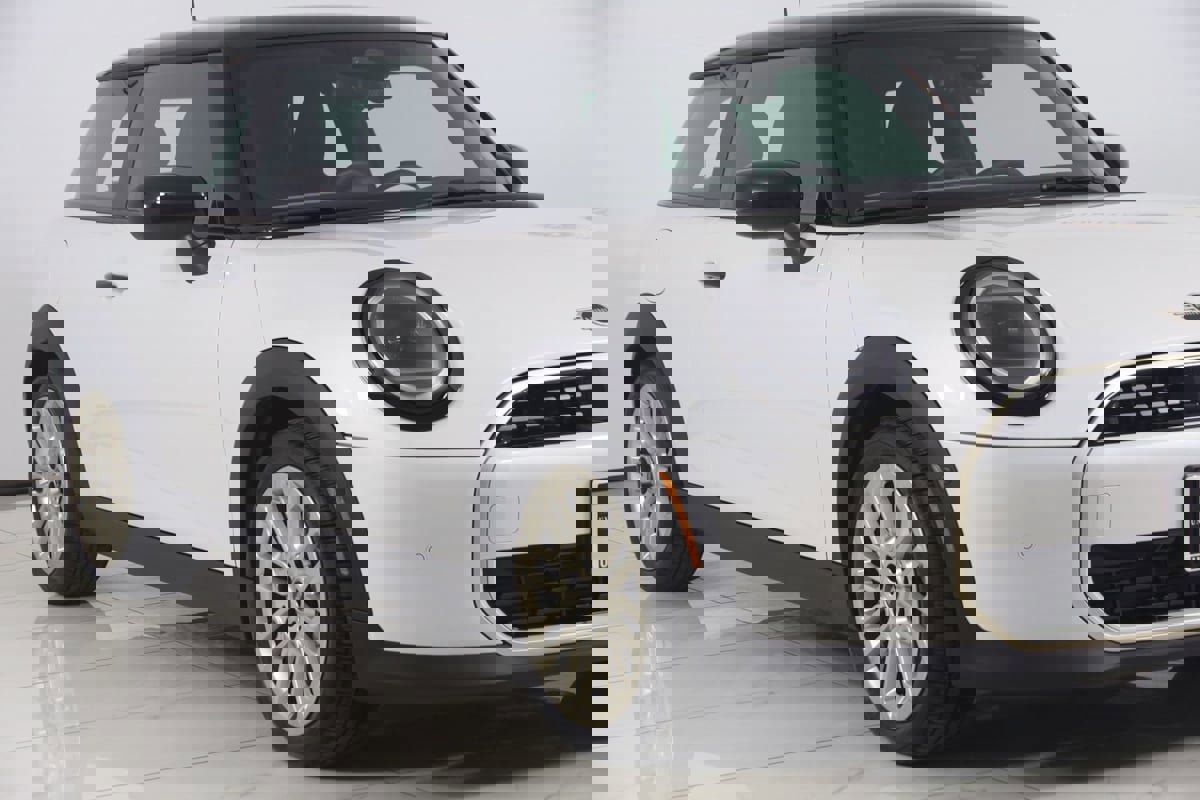 Used 2025 MINI Cooper S image 44