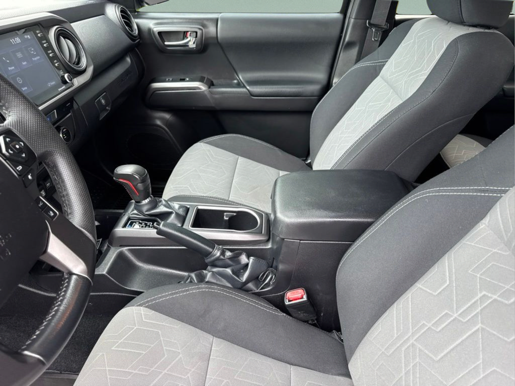 Used 2023 Toyota Tacoma TRD Sport AWD/4WD image 16