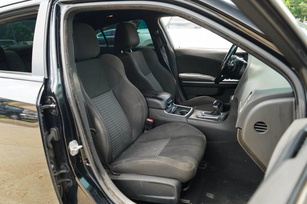 Used 2022 Dodge Charger GT RWD image 12