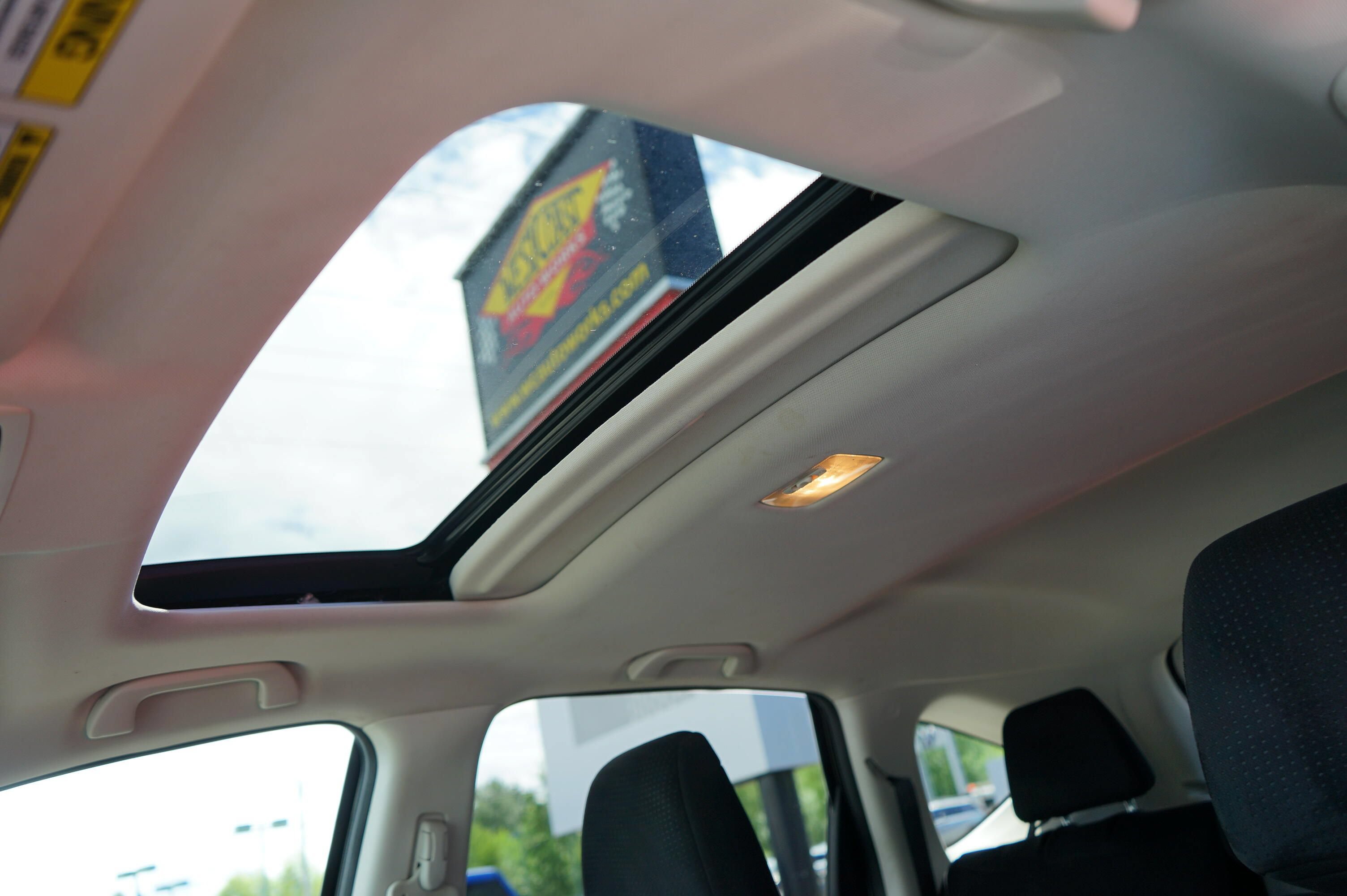 Used 2014 Honda CR-V EX image 11