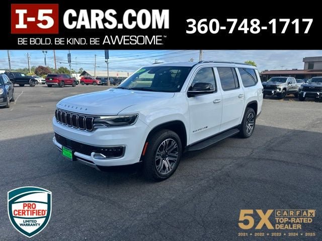 Used 2024 Jeep Wagoneer L Series II w/ Flexible Seating Group AWD/4WD image 1