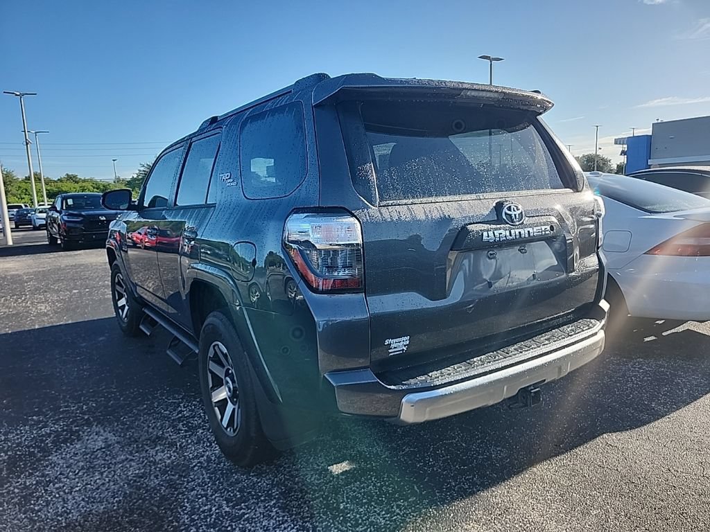 Used 2019 Toyota 4Runner TRD Off-Road Premium AWD/4WD image 4
