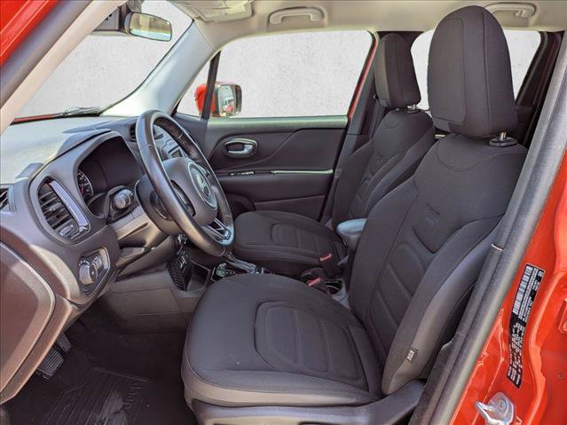Used 2017 Jeep Renegade Altitude FWD image 15