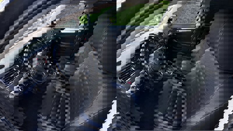 Used 2013 Volkswagen Jetta SE image 7