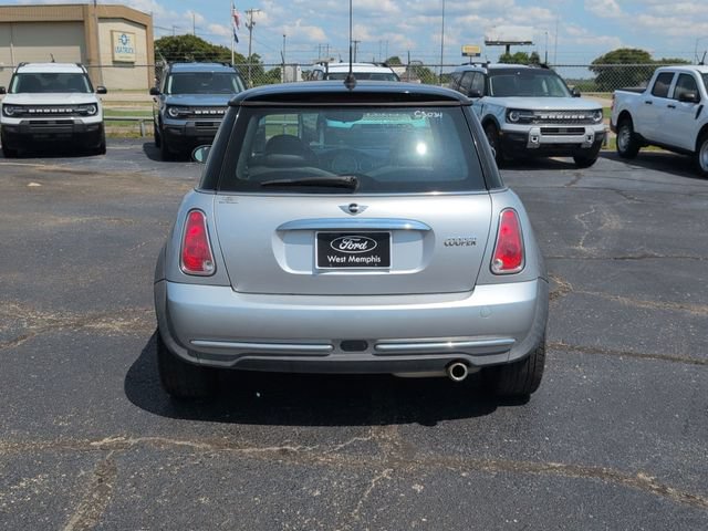 Used 2005 MINI Cooper Hardtop FWD image 6