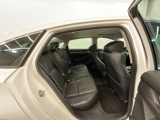 Used 2018 Honda Accord EX-L image 25