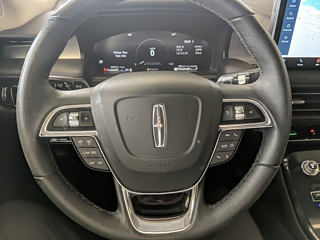 Certified 2023 Lincoln Nautilus AWD w/ Premium Package image 13