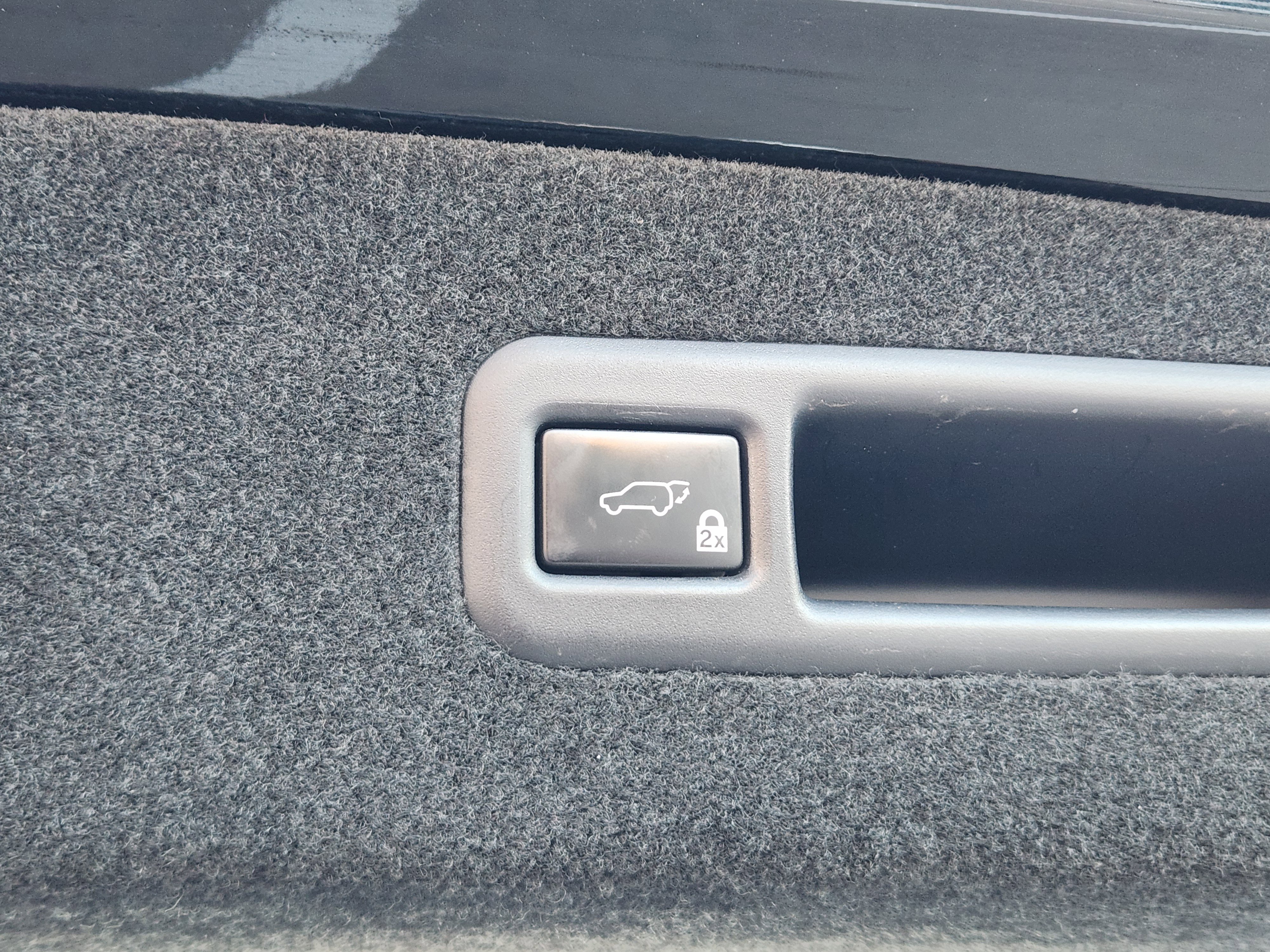 Used 2019 Lexus RX 350L FWD image 43