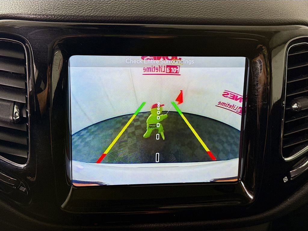 Used 2018 Jeep Compass Limited w/ Navigation Group AWD/4WD image 6