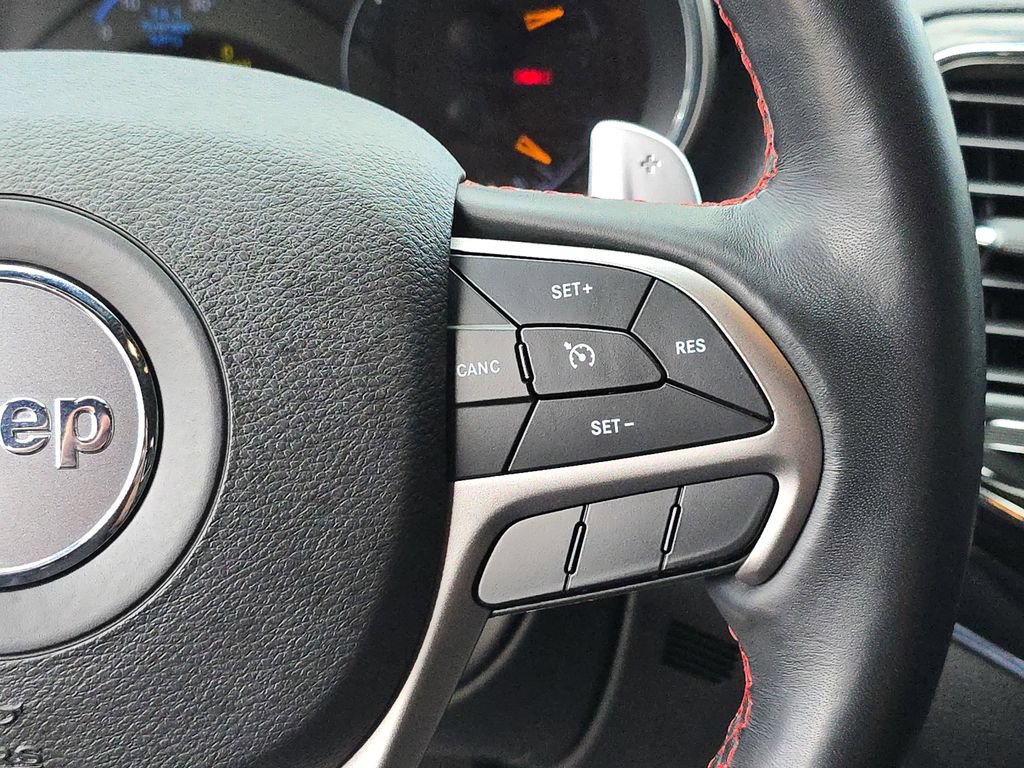 Used 2021 Jeep Grand Cherokee Trailhawk AWD/4WD image 24