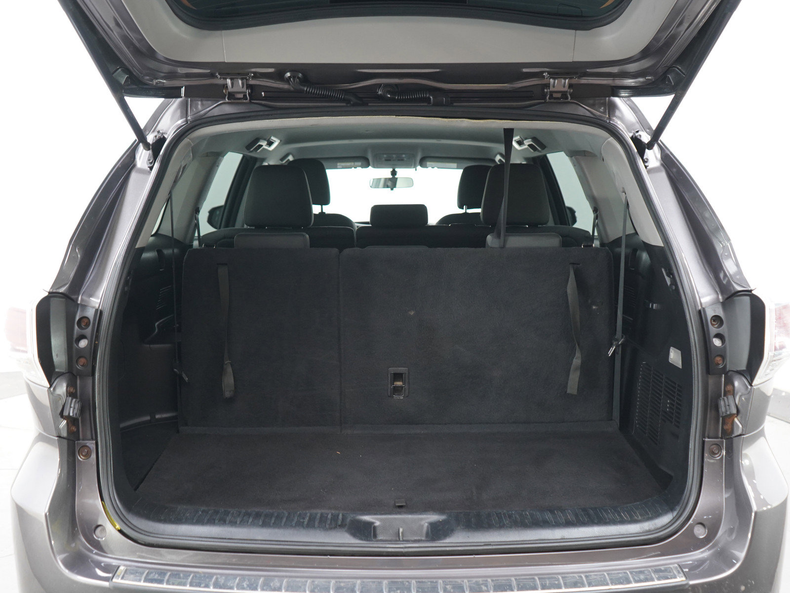 Used 2015 Toyota Highlander LE AWD/4WD image 19