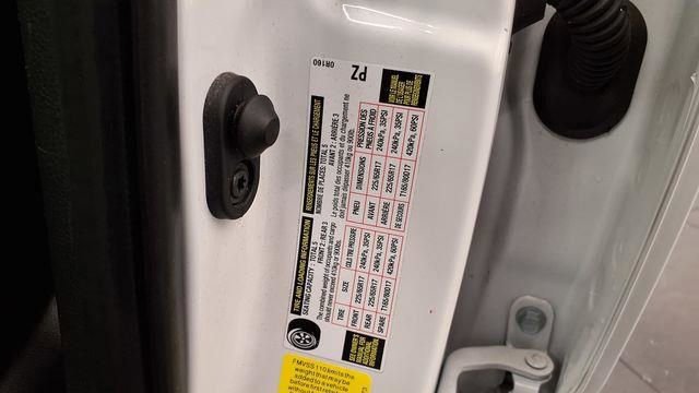 Used 2025 Toyota RAV4 LE image 29