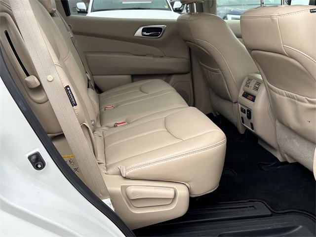 Certified 2020 Nissan Pathfinder Platinum w/ Cargo Package image 16