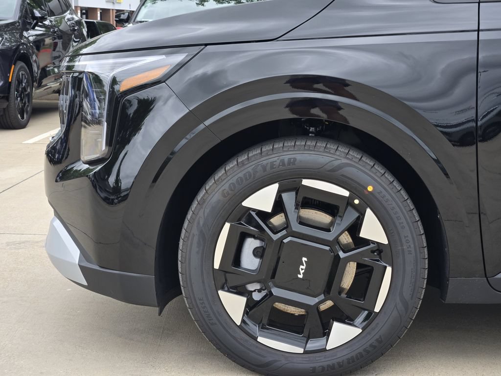 New 2026 Kia Carnival EX FWD image 5