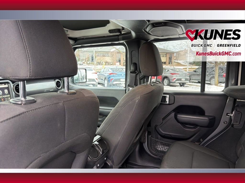 Used 2022 Jeep Wrangler Unlimited Sport AWD/4WD image 37