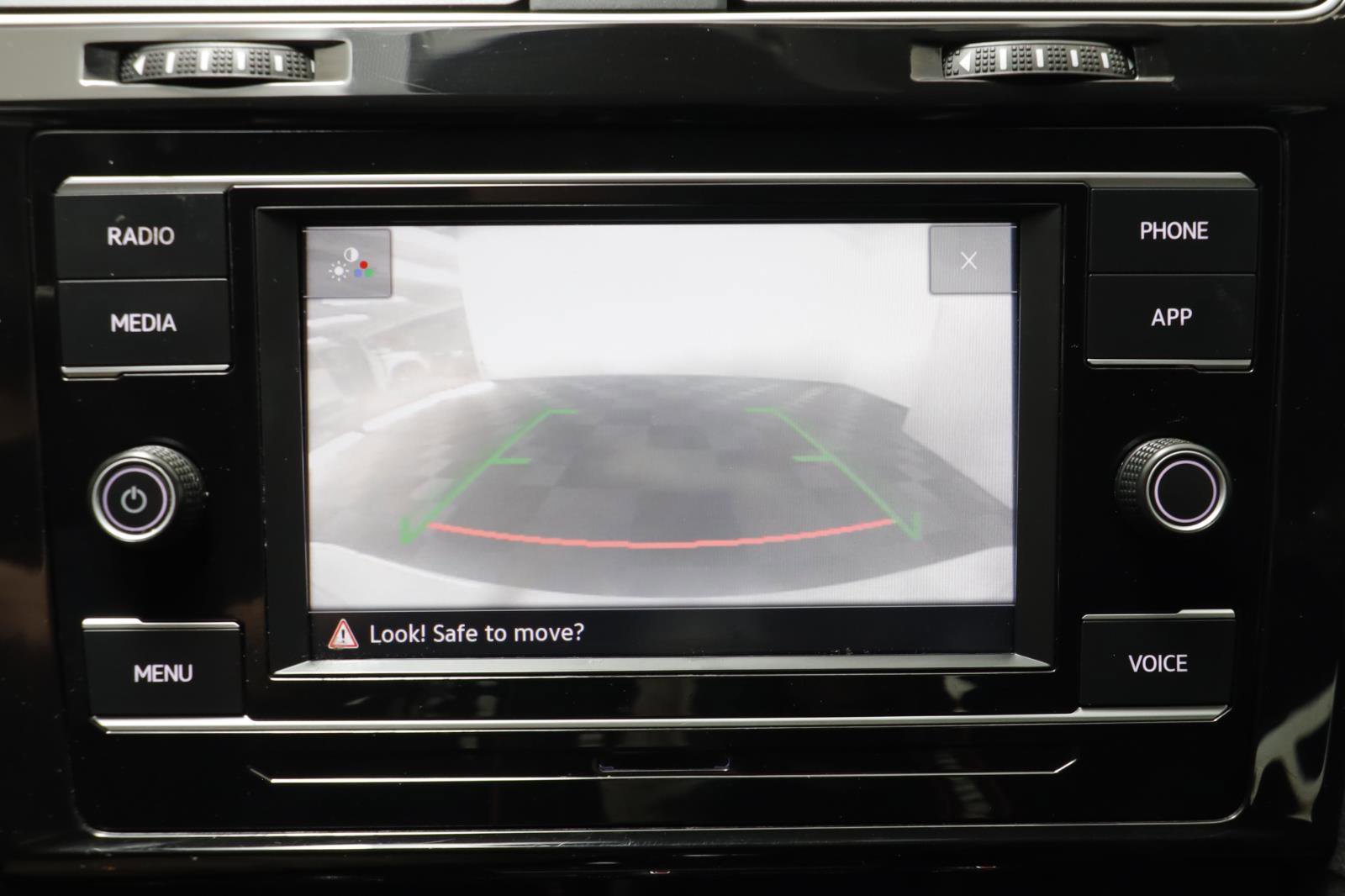 Used 2021 Volkswagen GTI S image 10