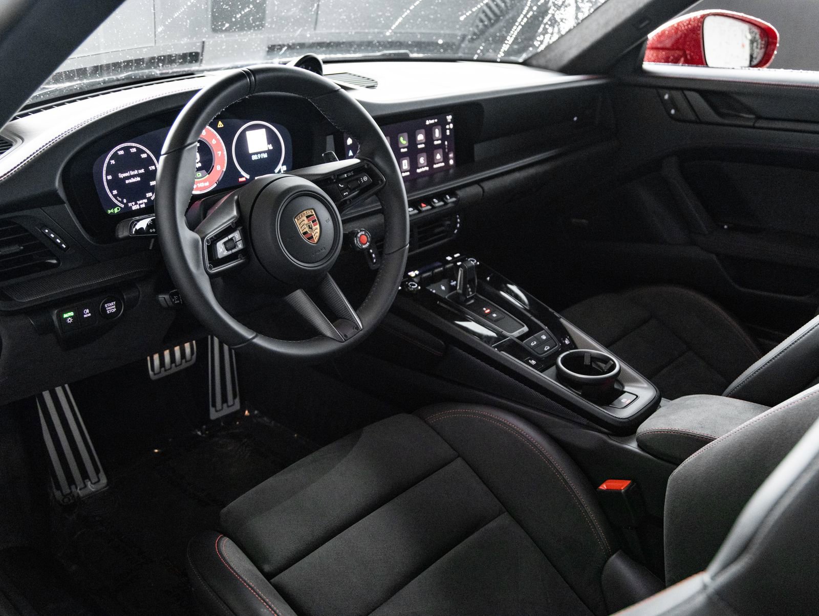 Certified 2025 Porsche 911 Carrera GTS RWD image 4