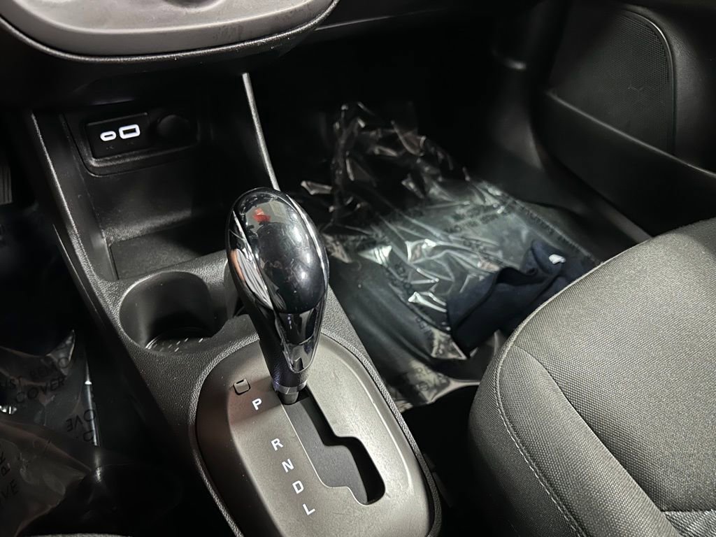 Used 2021 Chevrolet Spark LT image 21