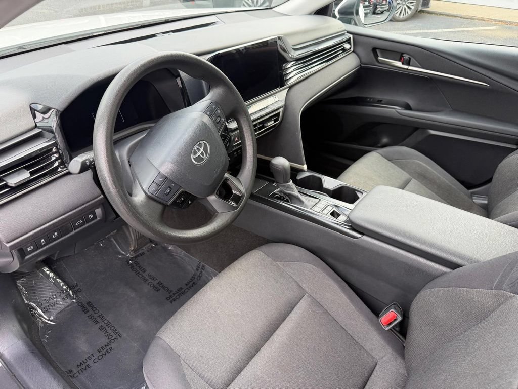 Used 2025 Toyota Camry LE FWD image 12