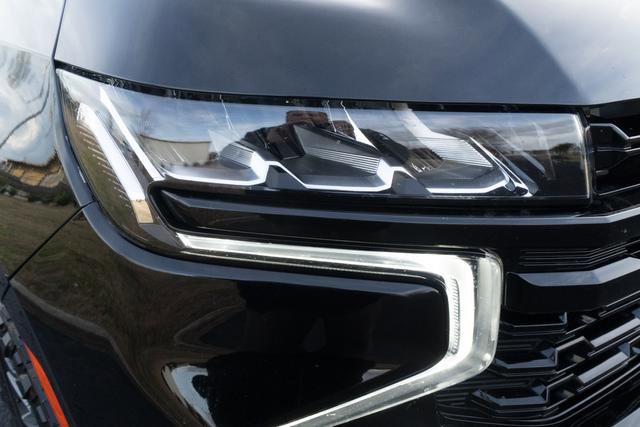 Used 2023 Chevrolet Tahoe Z71 w/ Luxury Package image 35