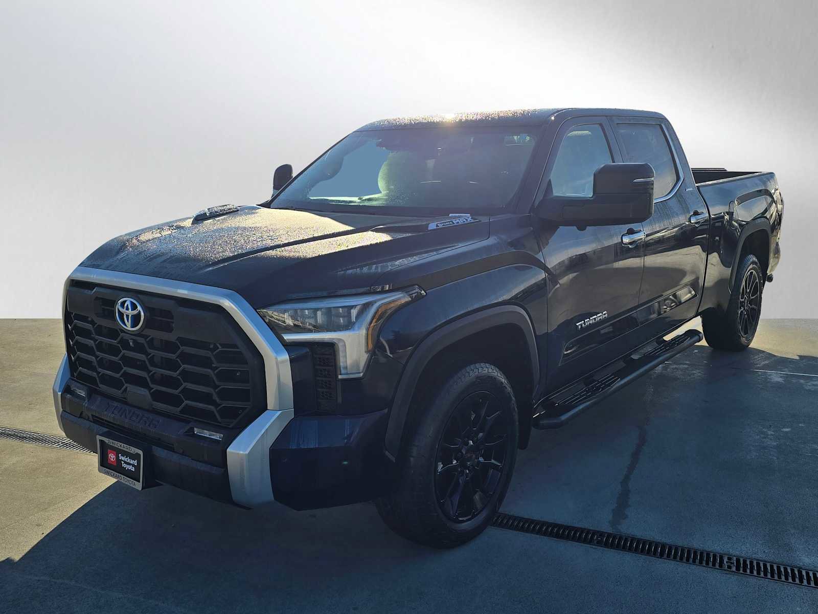 Used 2023 Toyota Tundra Limited w/ TRD Off-Road Package image 7