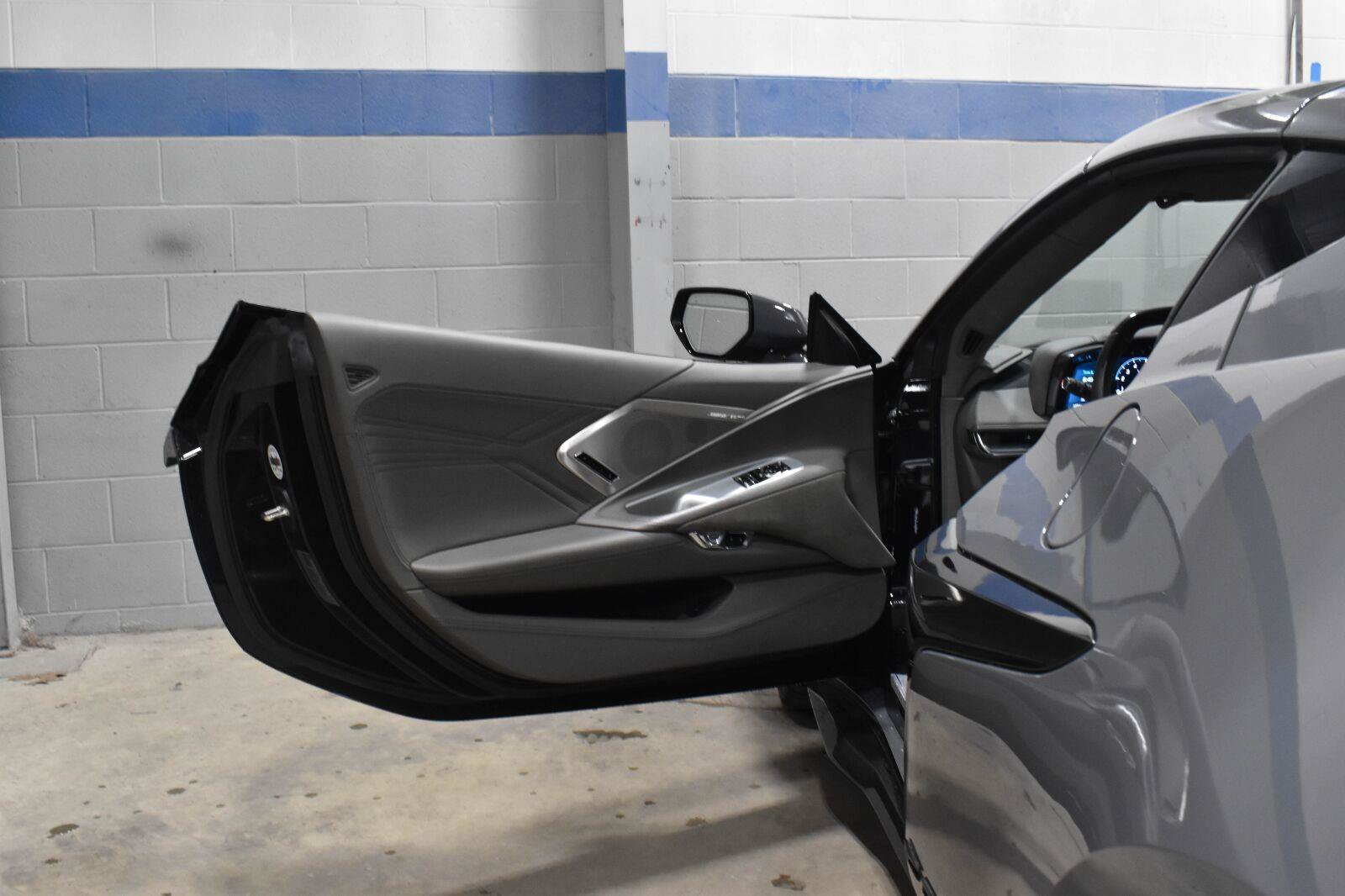 Used 2024 Chevrolet Corvette Z06 RWD image 5