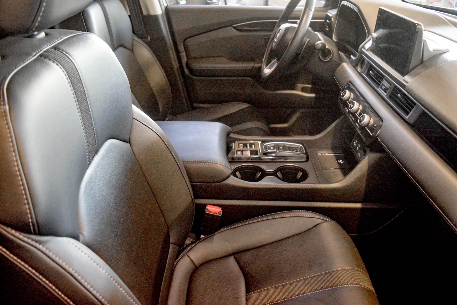 Used 2023 Honda Pilot EX-L image 19