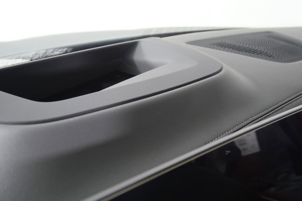 New 2026 BMW X6 xDrive40i image 16