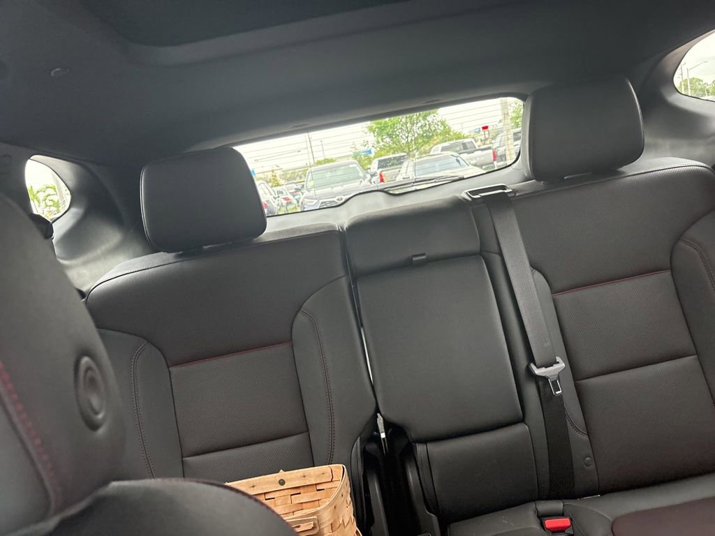 Used 2025 Chevrolet Blazer RS w/ Driver Confidence II Package image 10