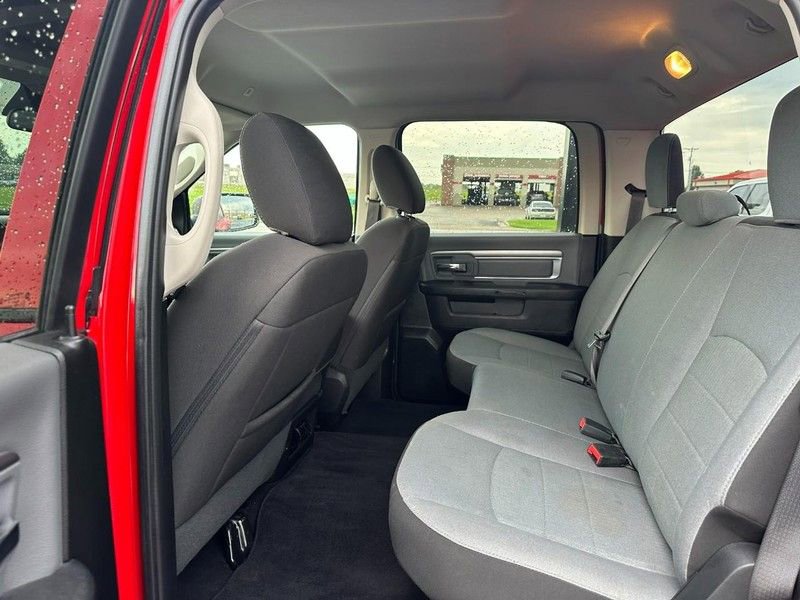 Used 2022 RAM 1500 Classic SLT image 10