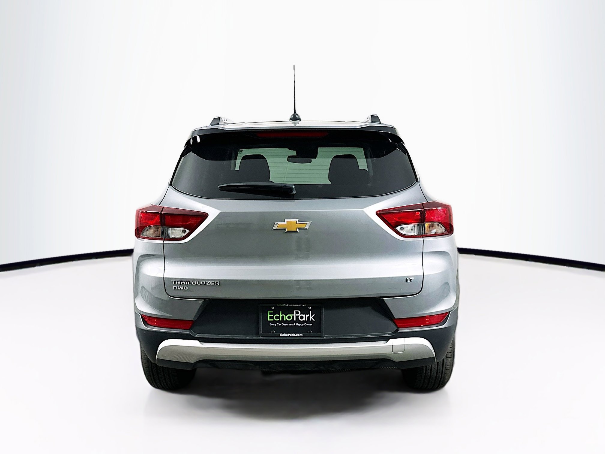 Used 2025 Chevrolet TrailBlazer LT AWD/4WD image 7