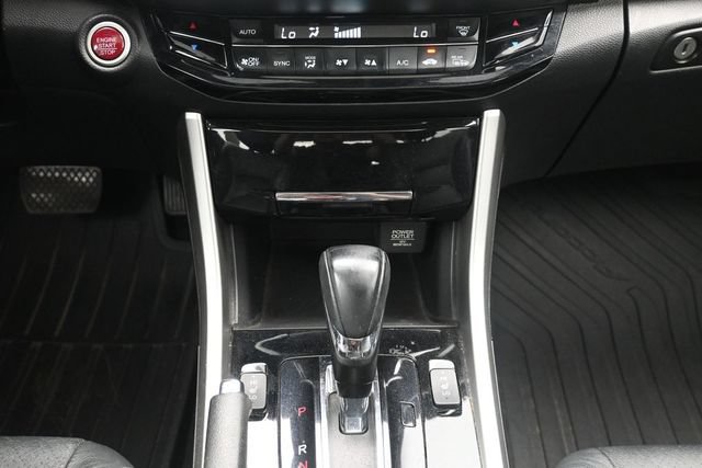 Used 2017 Honda Accord EX-L image 23