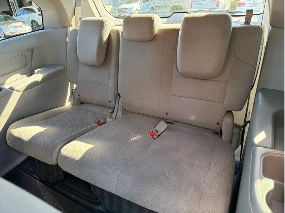 Used 2015 Honda Odyssey EX image 12