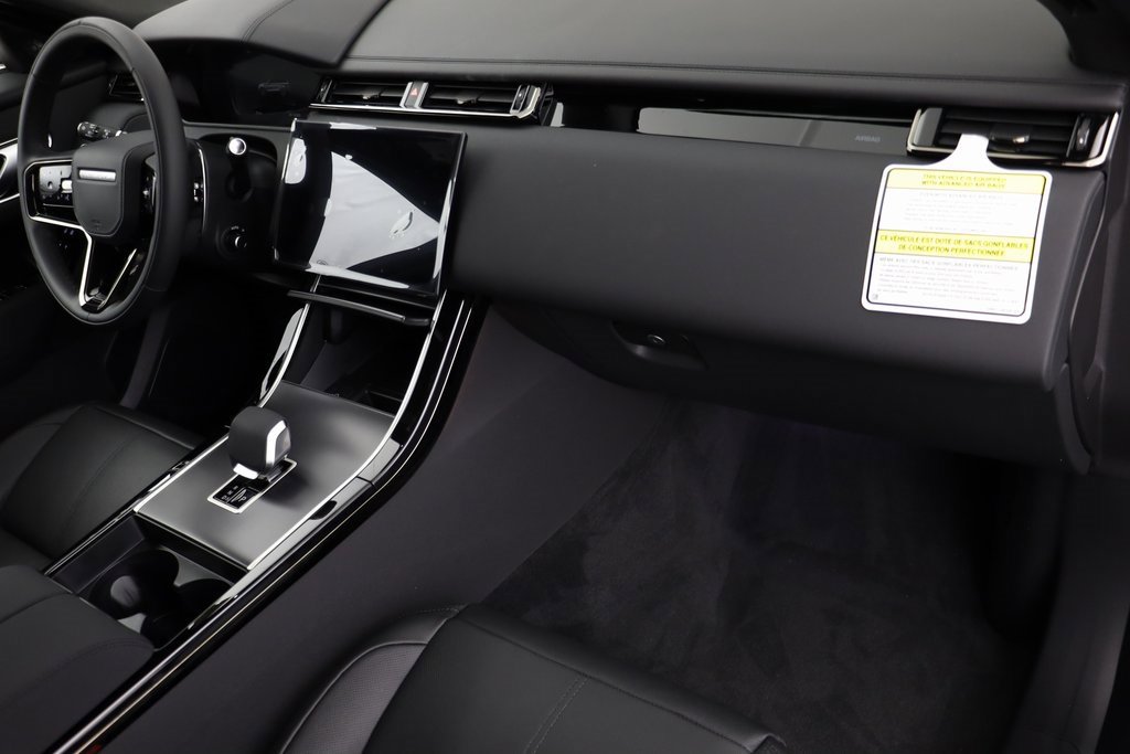 New 2026 Land Rover Range Rover Velar Dynamic SE image 18