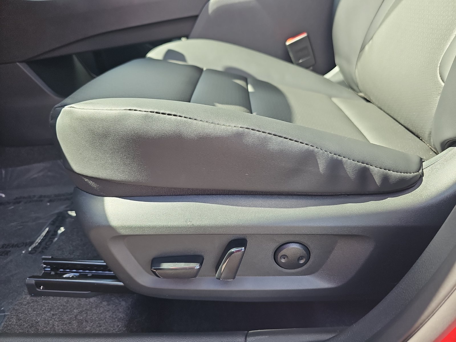 New 2027 Nissan Rogue Dark Armor FWD image 28