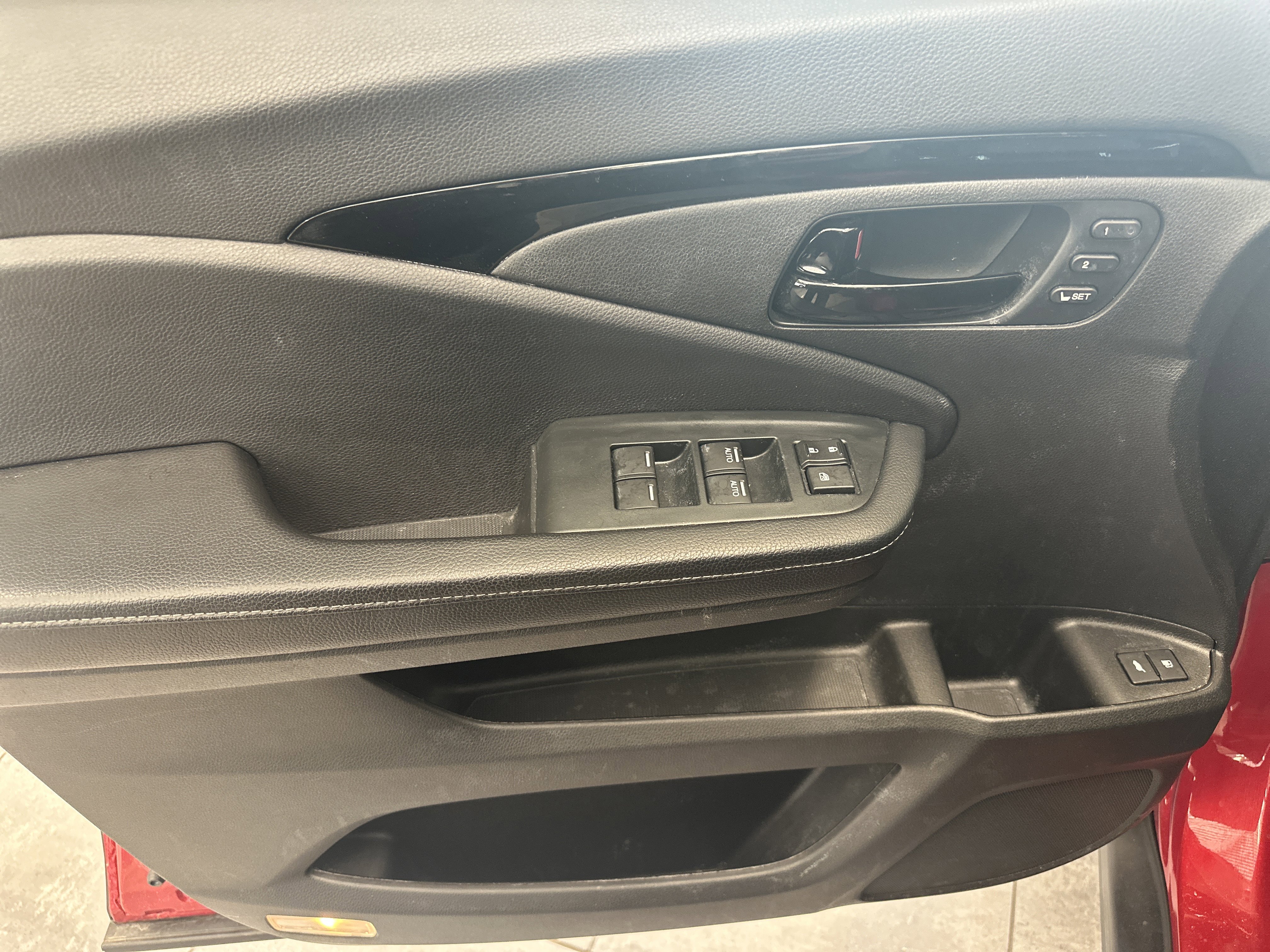 Used 2023 Honda Passport Elite image 18