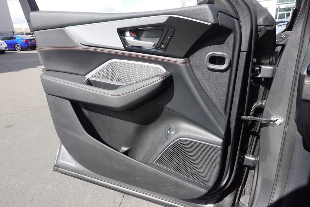 Used 2023 Acura MDX A-Spec image 22