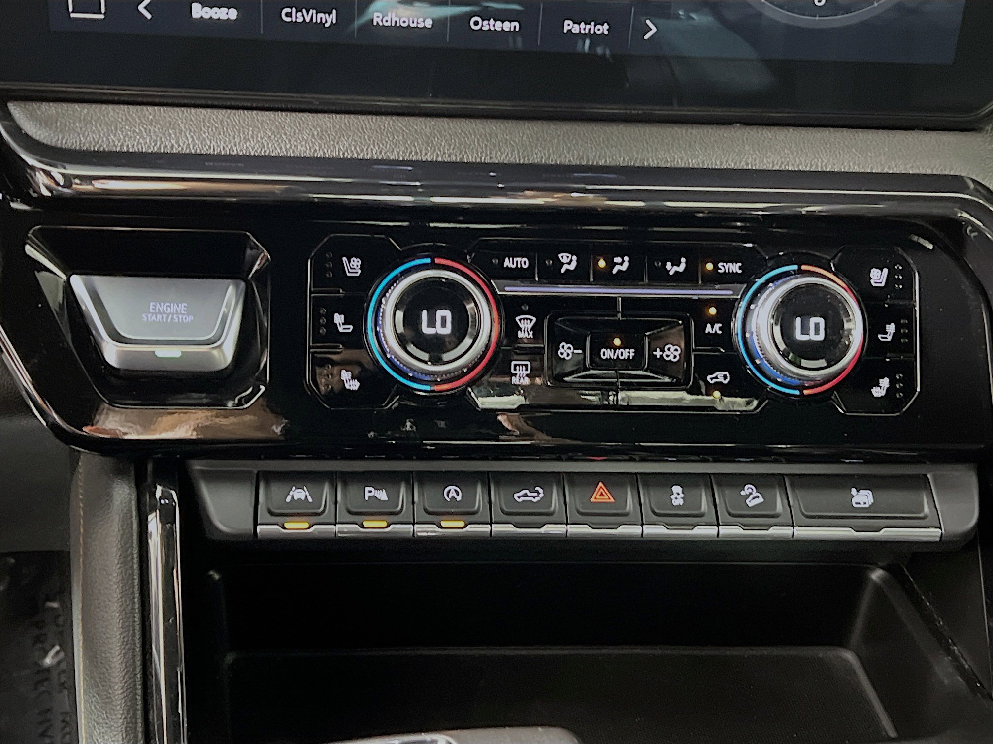 Used 2022 GMC Sierra 1500 AT4 w/ AT4 Premium Package image 26