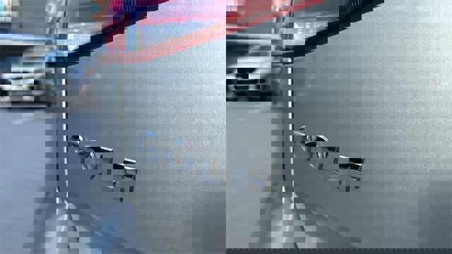 Used 2015 Volkswagen Golf S image 9