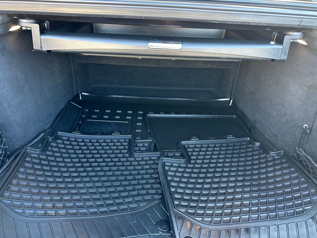 Used 2019 Mercedes-Benz S 560 4MATIC Sedan w/ Premium Package image 29