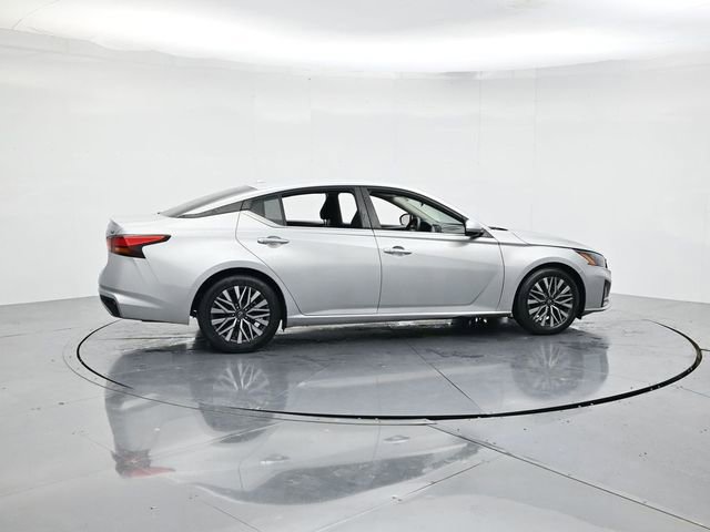 Used 2023 Nissan Altima 2.5 SV video 2