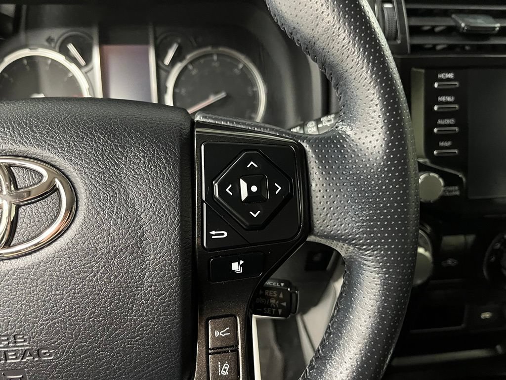 Used 2024 Toyota 4Runner TRD Off-Road Premium w/ Moonroof Package AWD/4WD image 31