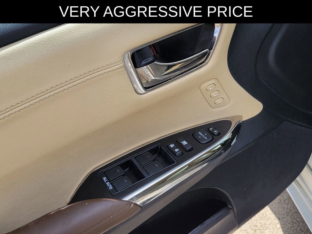 Used 2016 Toyota Avalon XLE Premium FWD image 16