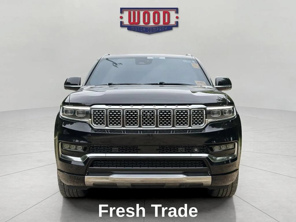 Used 2022 Jeep Grand Wagoneer Series III AWD/4WD image 2