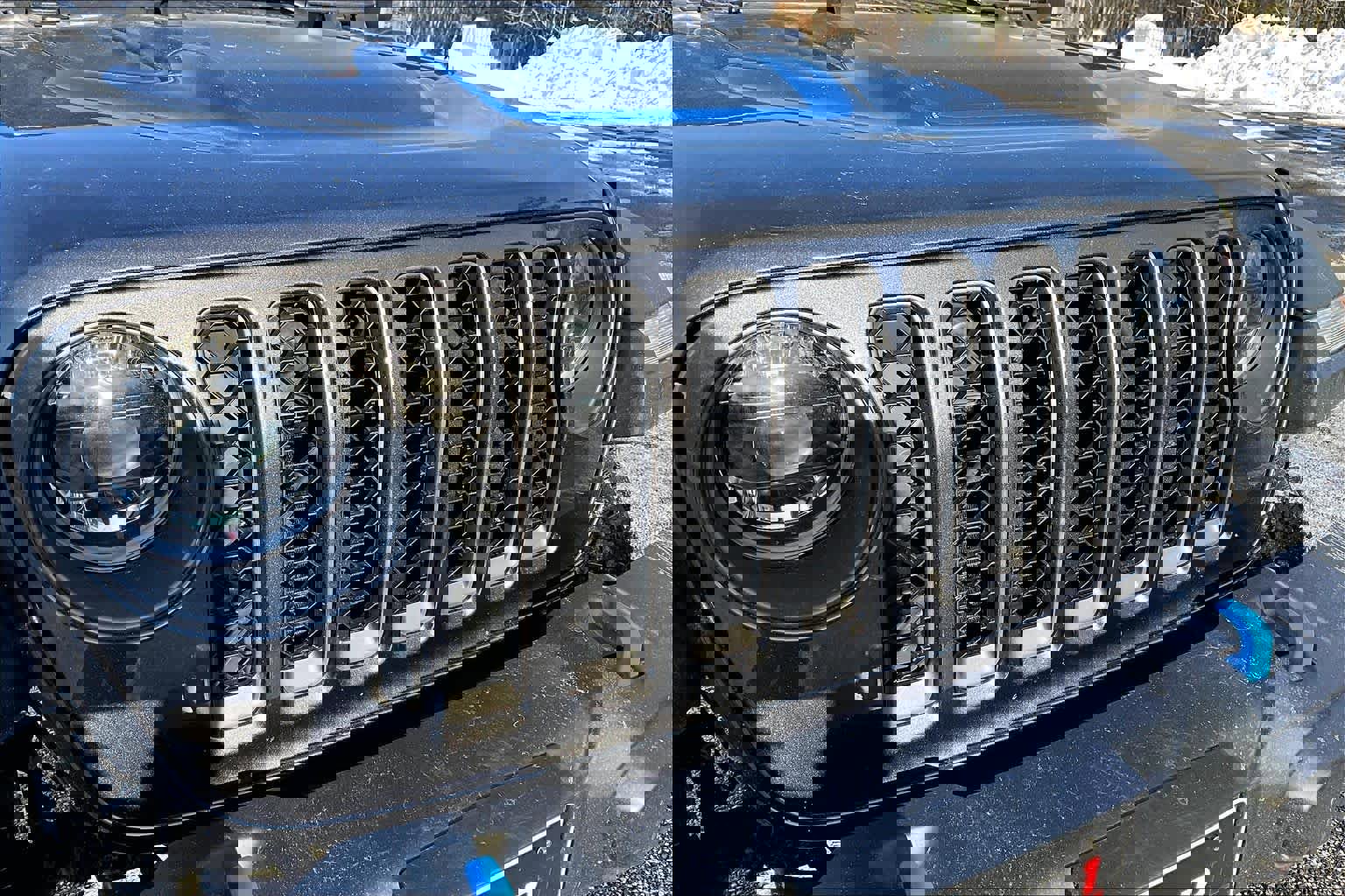 Used 2023 Jeep Wrangler Rubicon w/ Cold Weather Group image 32