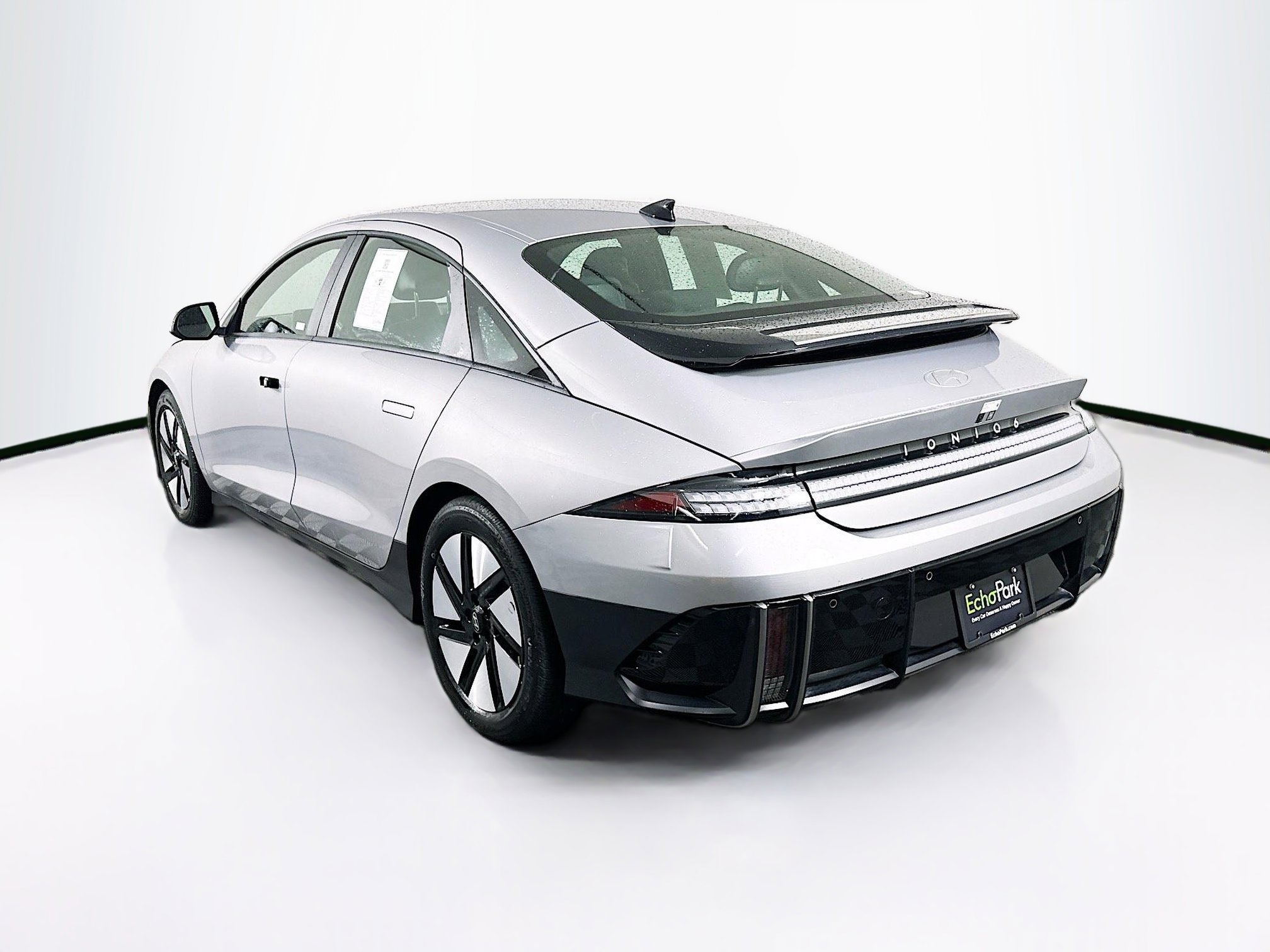 Used 2024 Hyundai Ioniq 6 SE image 5