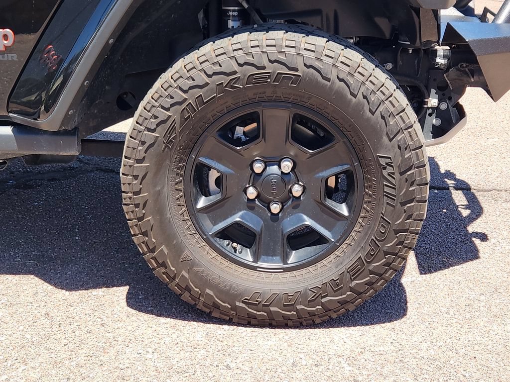 Used 2022 Jeep Gladiator Mojave w/ Trailer Tow Package AWD/4WD image 30