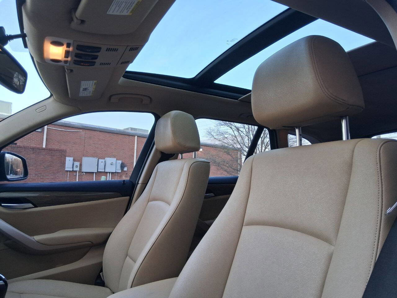 Used 2015 BMW X1 sDrive28i image 18